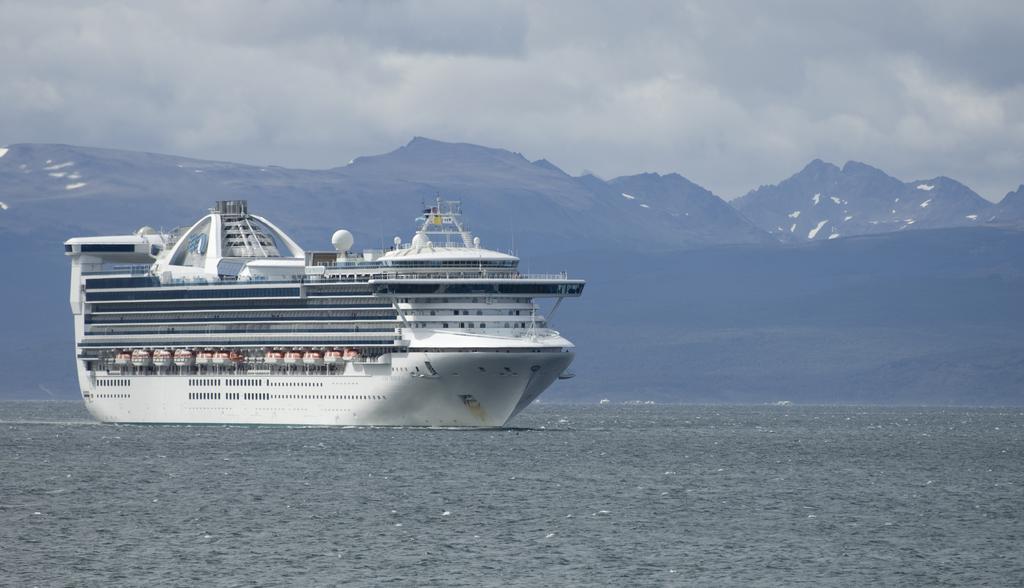 Cilene Del Faro Suites & Spa Ushuaia Exterior photo